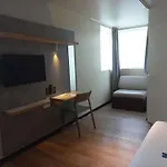Ibis Budget Massy Renove 2024 מלון