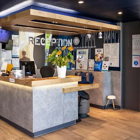 Ibis Budget Massy 2*