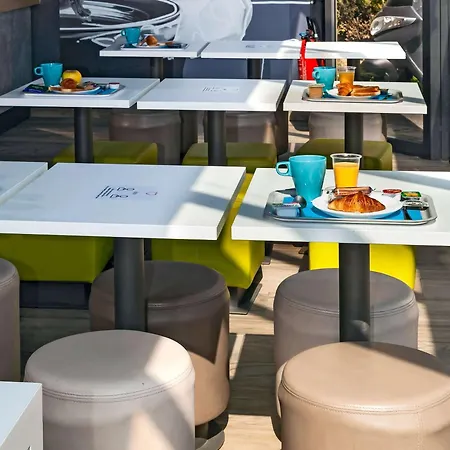 Ibis Budget Massy