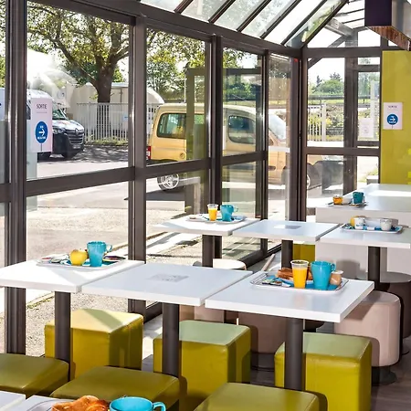 Ibis Budget Massy Hotel