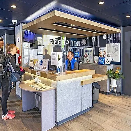 Ibis Budget Massy Renove 2024 فندق