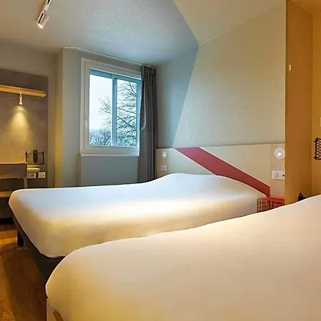 Ibis Budget Massy Renove 2024 فندق