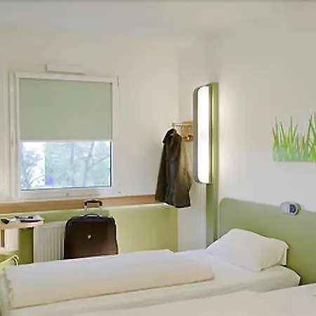 Ibis Budget Massy Отель 2*